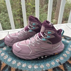HOKA women’s Anacapa 2 Mid GTX hiking boot
